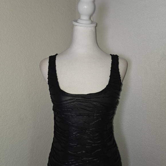 Wet Seal Black Textured Bodycon Dress – Size M - Picture 2 of 12